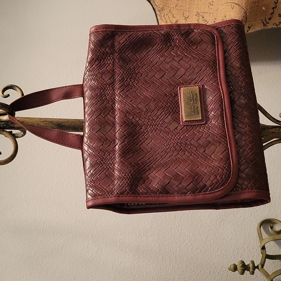 Nicole Miller folding cosmetic bag - Picture 1 of 4